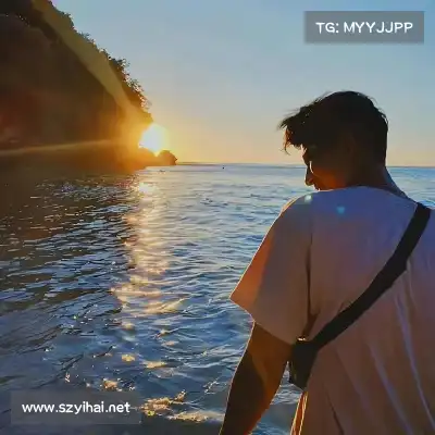 滑璇鸣