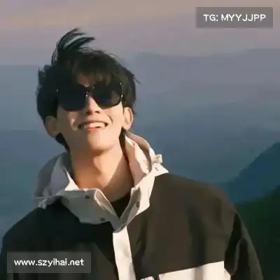 仲灵楚